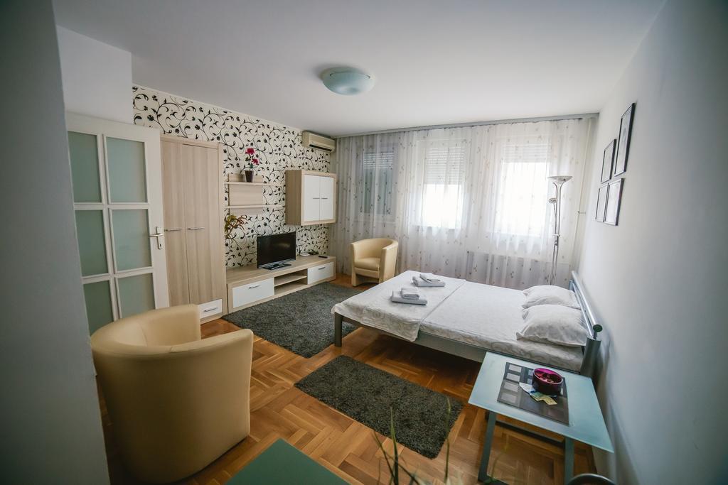 Apartment Stela Belgrade Extérieur photo