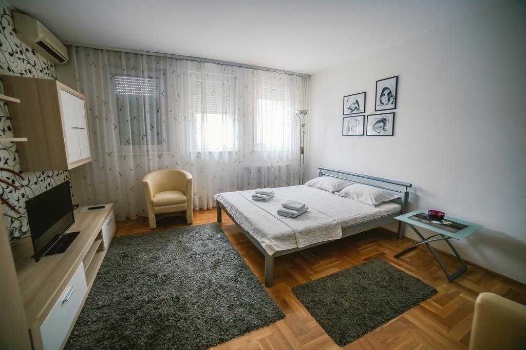 Apartment Stela Belgrade Extérieur photo